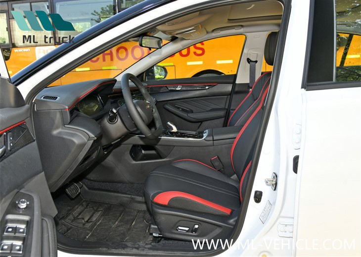 DongFeng AEOLUS YiXuan MAX