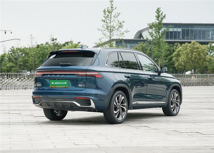 GEELY XingYue 2.0T 4WD SUV