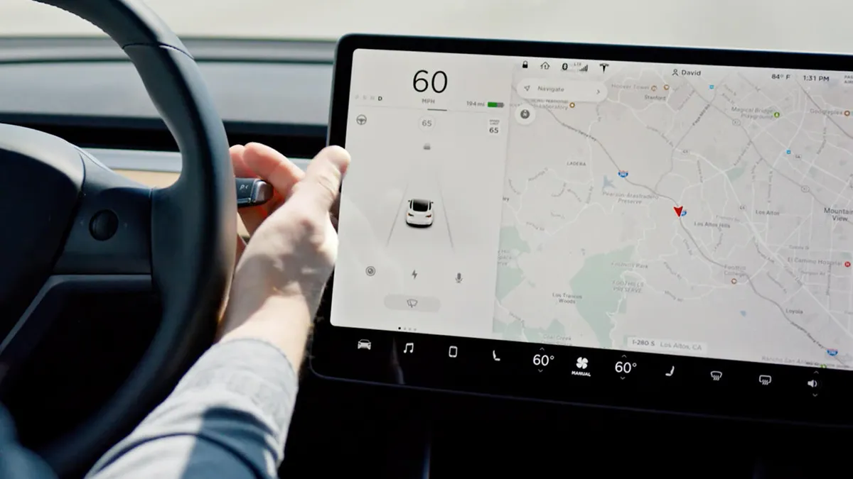 Se așteaptă ca Tesla Full Self-Driving (FSD) să aterizeze în China