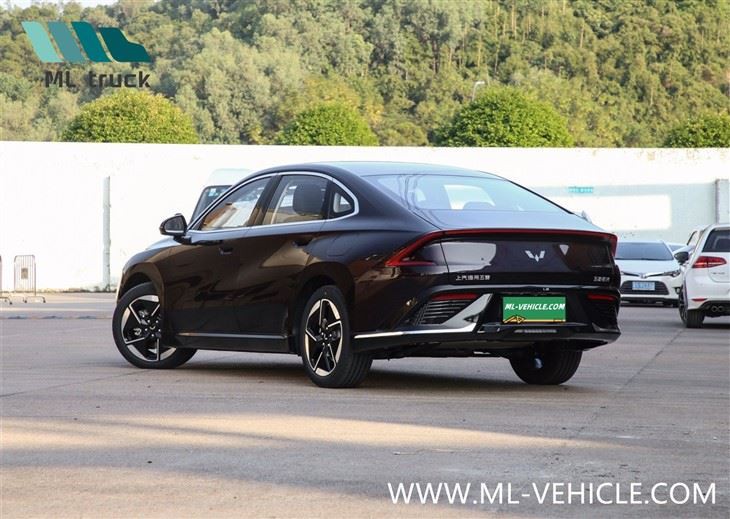 SAIC GM WuLing XingGuang PHEV