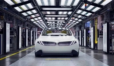 Uzina BMW din München va atinge electrificarea completă până în 2027