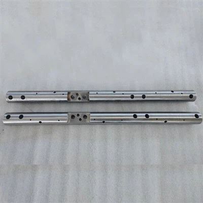 FAW J6 J6P Arborele culbutoare motorului Xichai 6DM2 Ansamblu arbore culbutor motor 1007175A81D
